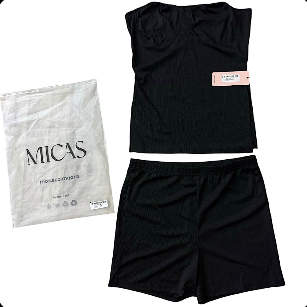 Micas 2 piece set matching top and bottom bustier corset style top ribbed cute